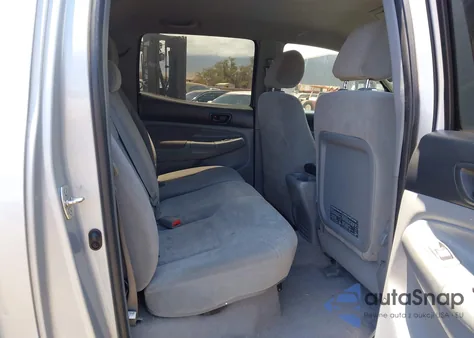 2008 Toyota Tacoma Prerunner V6 z USA, uszkodzony, nr VIN 5TEJU62NX8Z553464